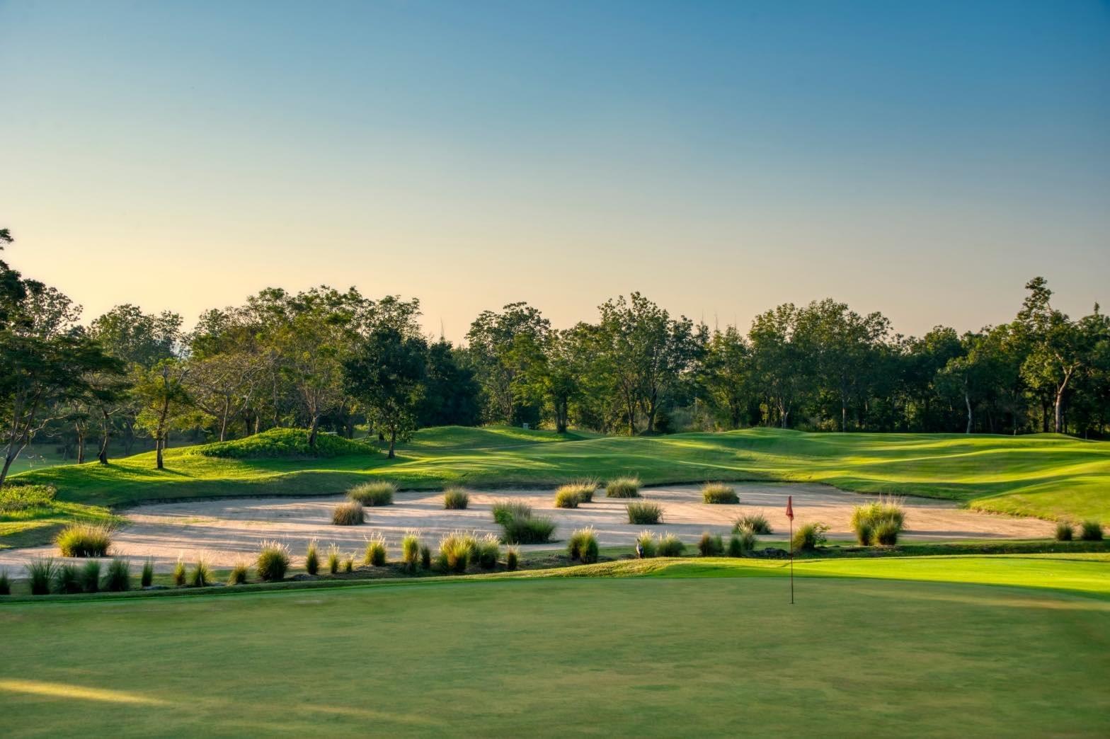 SPRINGFIELD ROYAL COUNTRY CLUB (Jack Nicklaus)